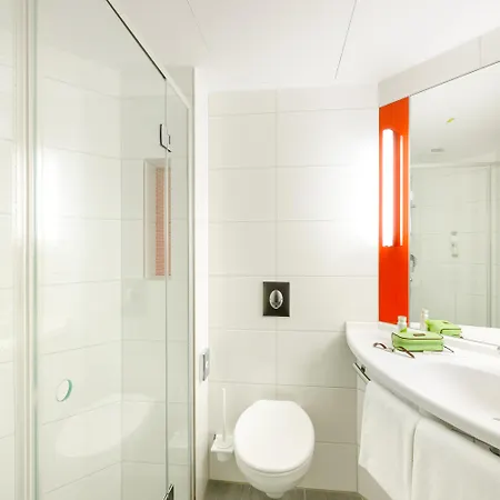 Ibis Arnulfpark 3*