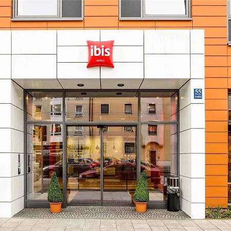 Ibis Arnulfpark Hotell 3*