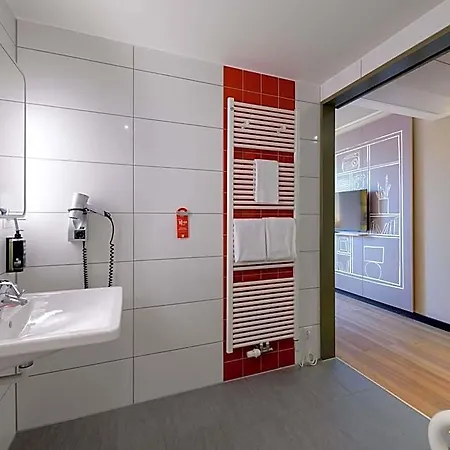 Ibis Arnulfpark Hotell