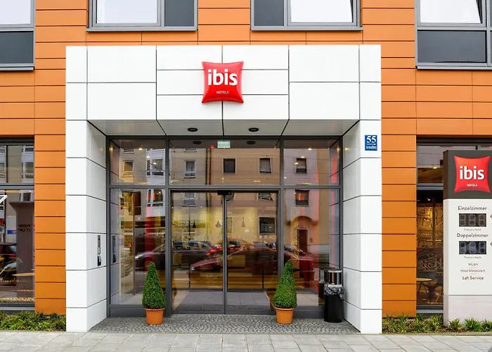 Ibis Arnulfpark Hotel 3*