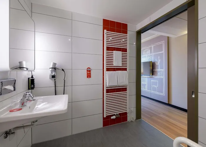 Ibis Arnulfpark 3*