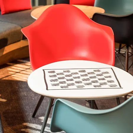 Ibis Arnulfpark Otel Münih