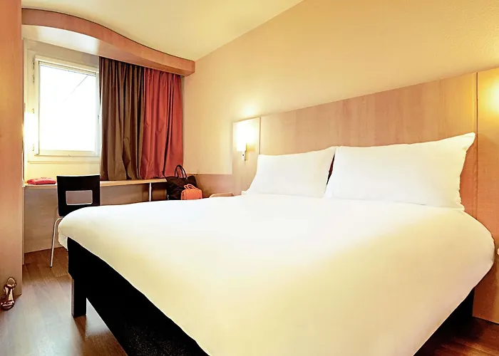 Ibis Arnulfpark 3* Münih